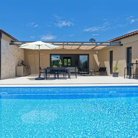 Olive'r By Rent Istria Villa Kaštel